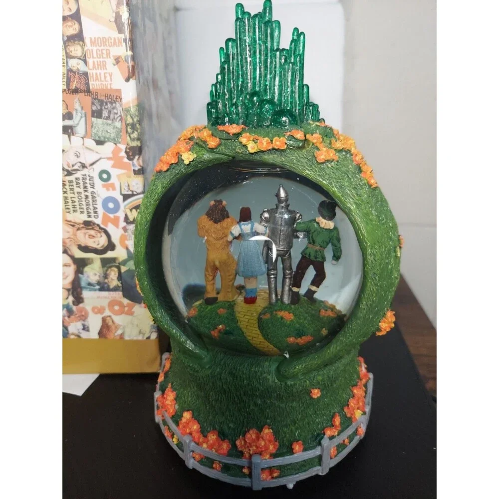 Wizard of Oz Westland Giftware Emerald City Musical Snow Globe No. 17154 Working